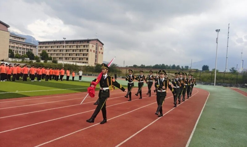登封武术学校一年学费多少钱?费用明细一次讲明白